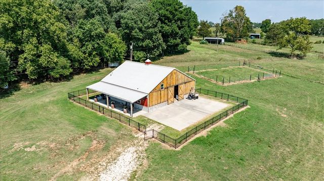 5000 SW Opal Road, Bentonville, AR 72713