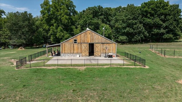 5000 SW Opal Road, Bentonville, AR 72713