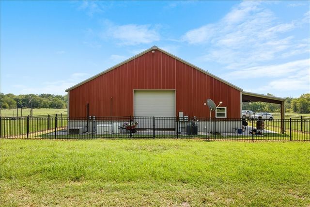 5000 SW Opal Road, Bentonville, AR 72713
