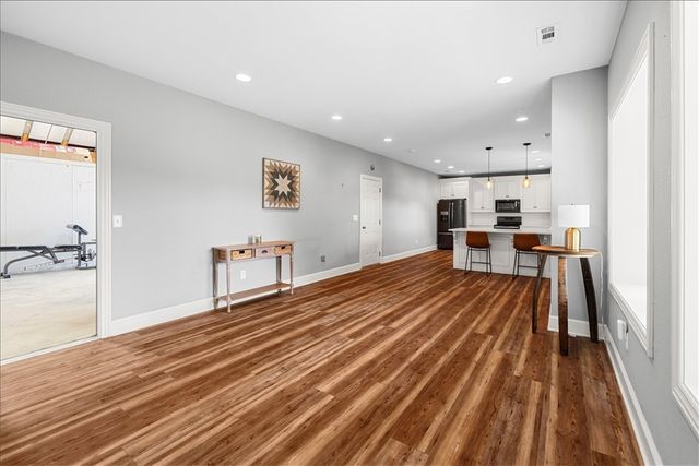 5000 SW Opal Road, Bentonville, AR 72713