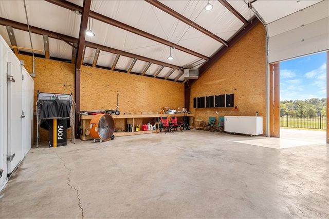 5000 SW Opal Road, Bentonville, AR 72713