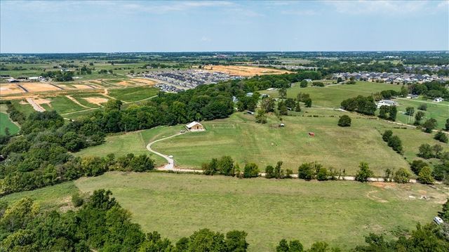 5000 SW Opal Road, Bentonville, AR 72713