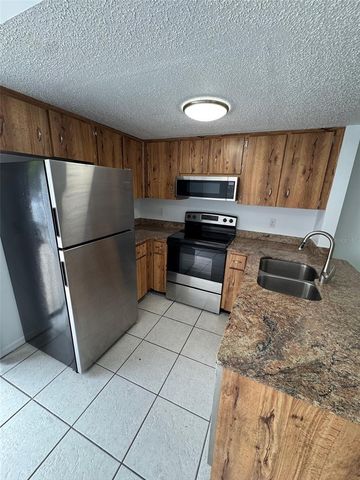 1409-1409 NE 17TH AVENUE, Ocala, FL 34470