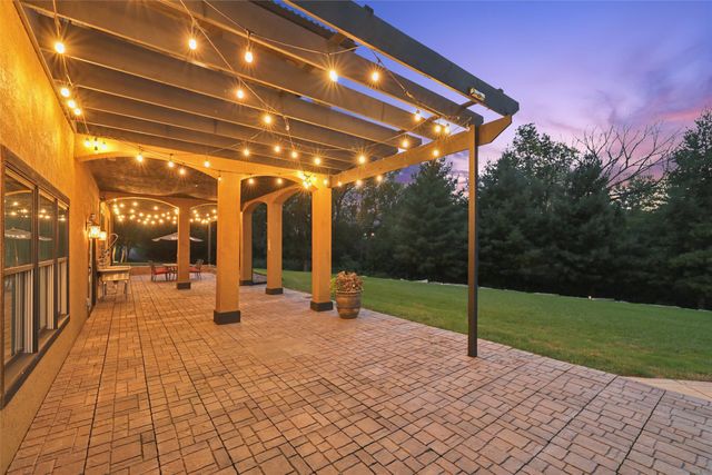 3817 Bluestem Road, Norwalk, IA 50211