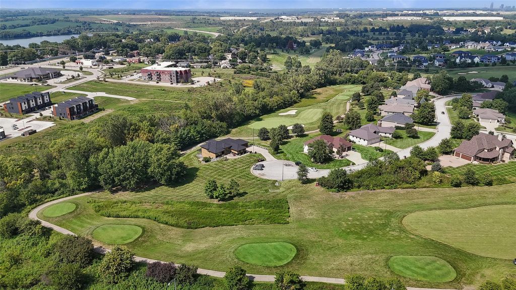 3817 Bluestem Road, Norwalk, IA 50211