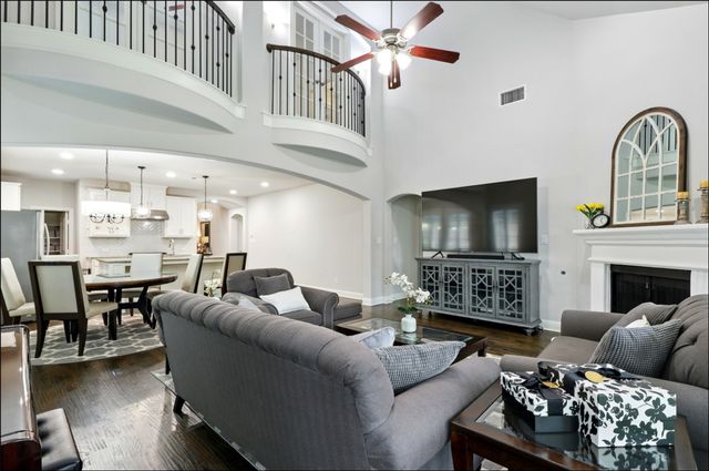 3041 Little Ml, The Colony, TX 75056