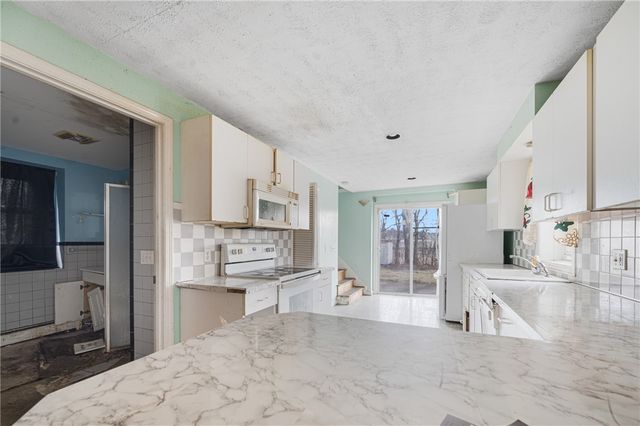 58 Manning Street, North Providence, RI 02911