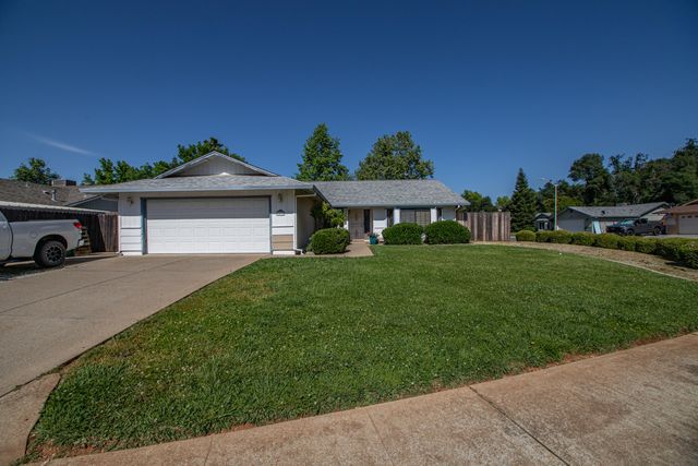 1695 Canter Court, Redding, CA 96002