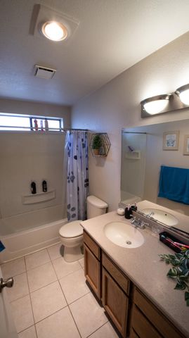 1695 Canter Court, Redding, CA 96002