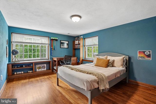 117 E MILL RD, Flourtown, PA 19031