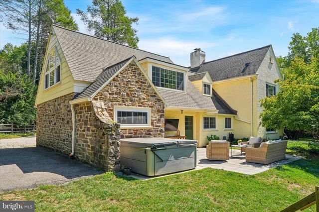 117 E MILL RD, Flourtown, PA 19031