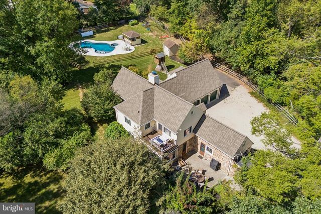 117 E MILL RD, Flourtown, PA 19031