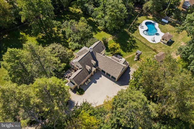 117 E MILL RD, Flourtown, PA 19031