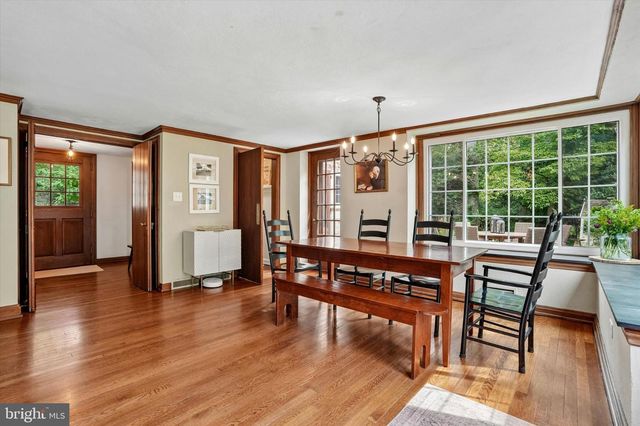 117 E MILL RD, Flourtown, PA 19031
