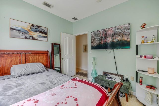 14606 SW 158th Pl, Miami, FL 33196