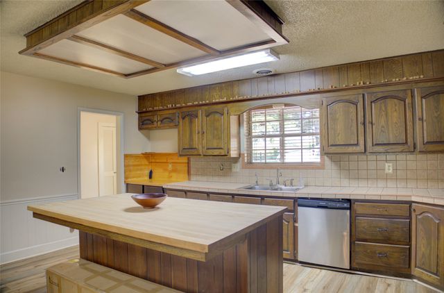 12420 S Garnett Road, Broken Arrow, OK 74011