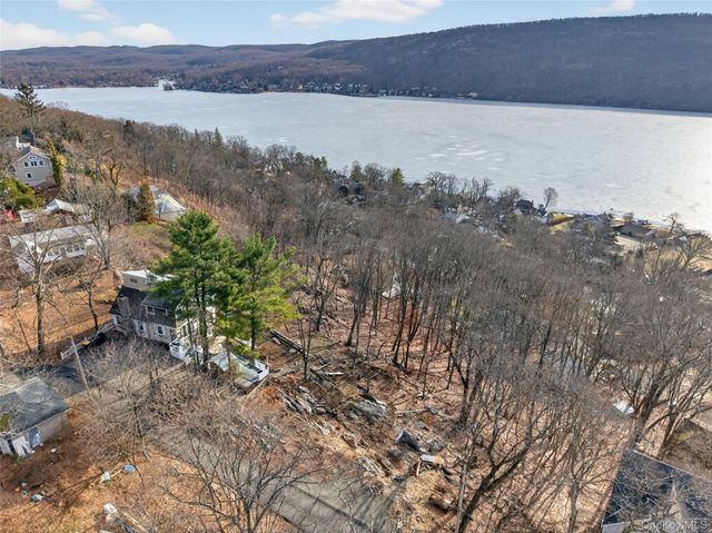 173 & 179 Brook Trail, Greenwood Lake, NY 10925