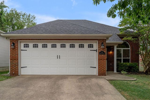 717 Rambling Creek Drive, Lexington, KY 40509