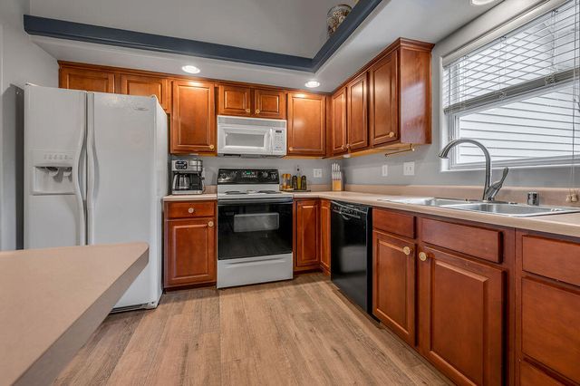 717 Rambling Creek Drive, Lexington, KY 40509
