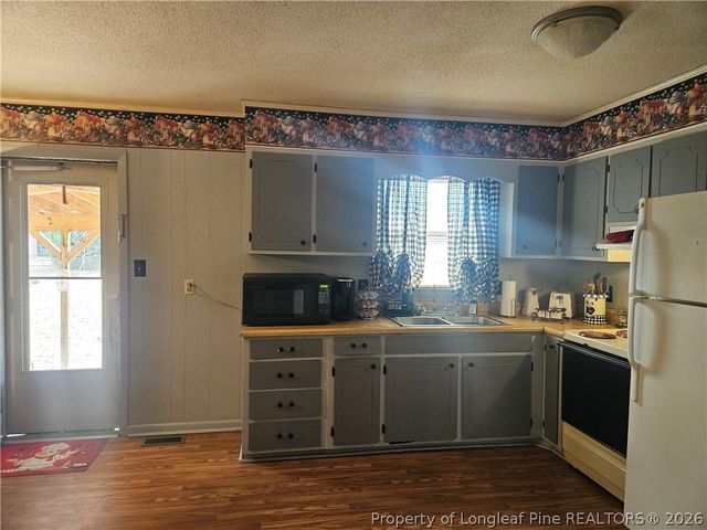 4547 Legion Road, Hope Mills, NC 28348