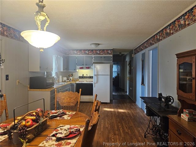 4547 Legion Road, Hope Mills, NC 28348