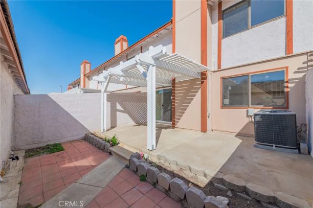 5212 Berkshire Way, Montclair, CA 91763