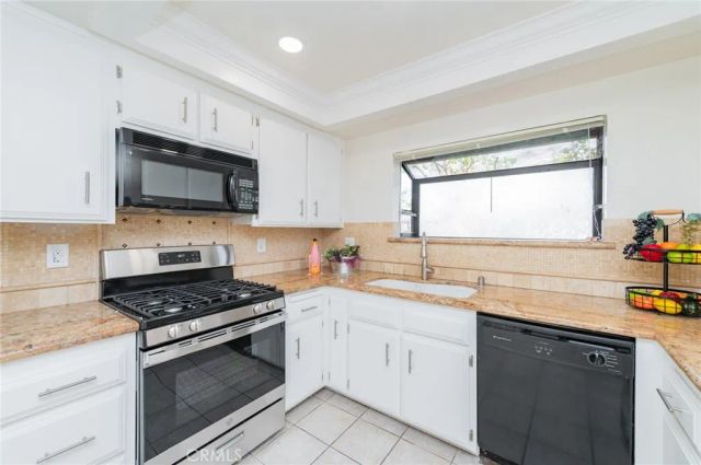5212 Berkshire Way, Montclair, CA 91763