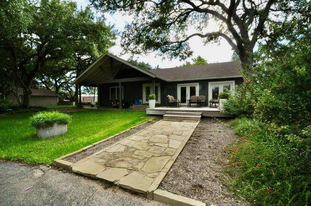 3003 Burleson RD, Austin, TX 78741