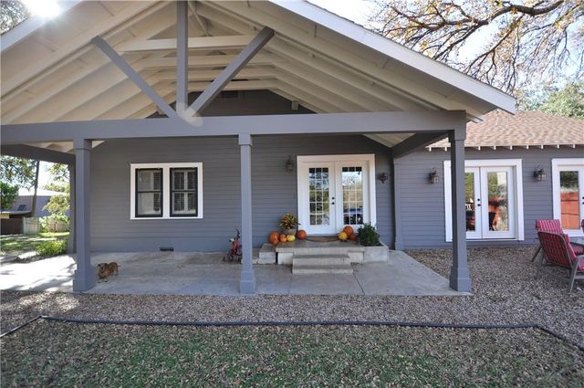 3003 Burleson RD, Austin, TX 78741