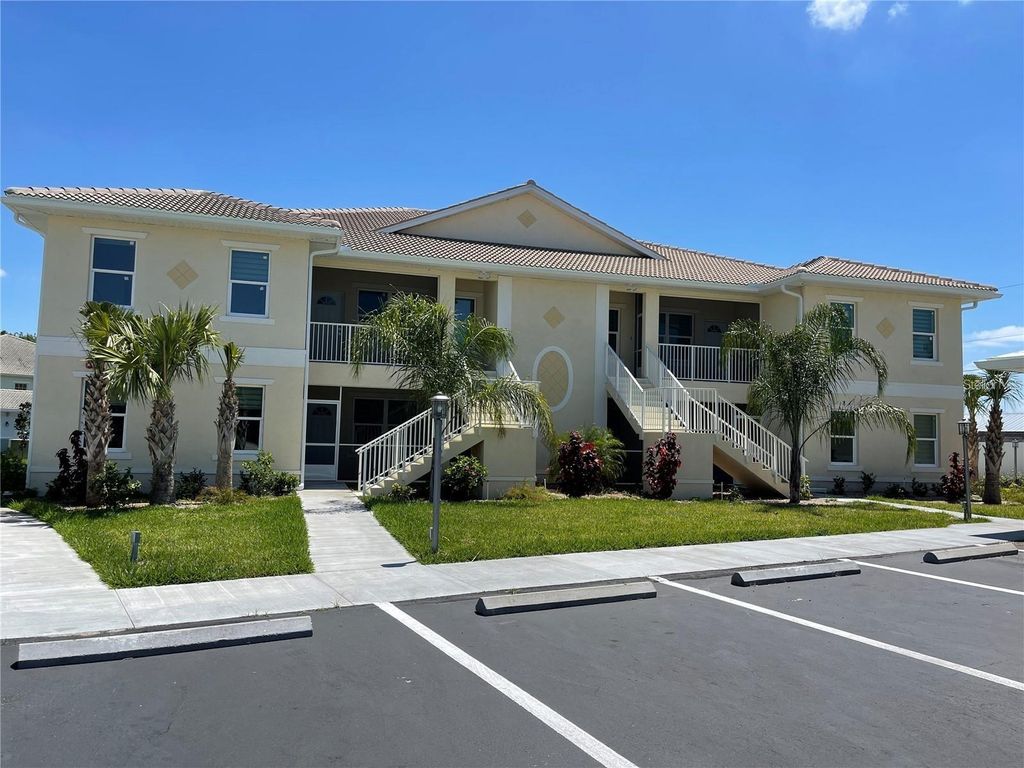 200 GARDENS EDGE DRIVE 214, Venice, FL 34285