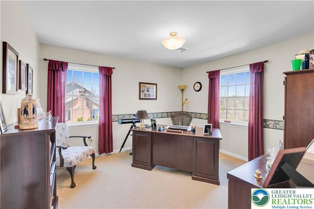 4059 Old Sentry Road, South Whitehall Twp, PA 18104