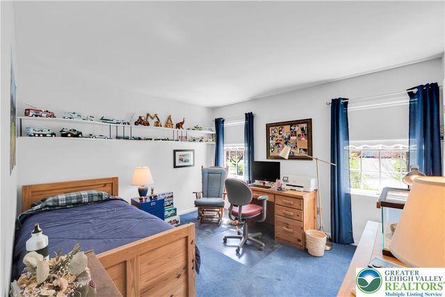 4059 Old Sentry Road, South Whitehall Twp, PA 18104