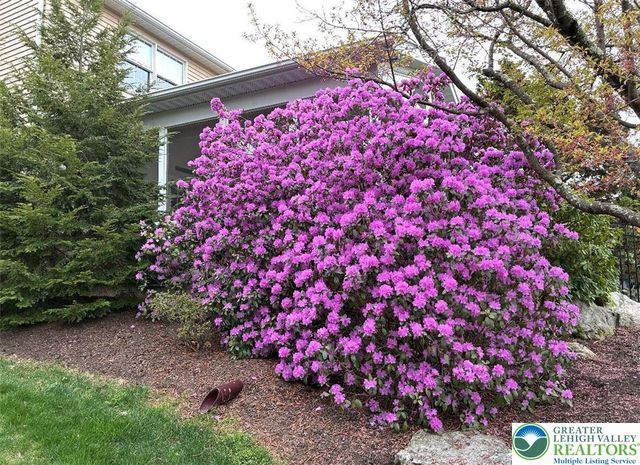 4059 Old Sentry Road, South Whitehall Twp, PA 18104