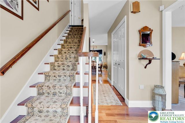 4059 Old Sentry Road, South Whitehall Twp, PA 18104