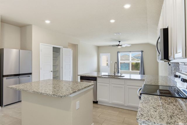 7806 Coffee Mill, San Antonio, TX 78252