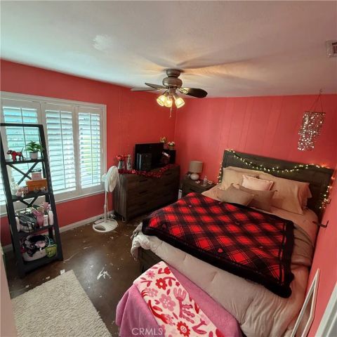 701 W Crestview, Corona, CA 92882