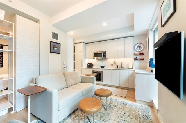 135 Seaport Blvd 818, Boston, MA 02210