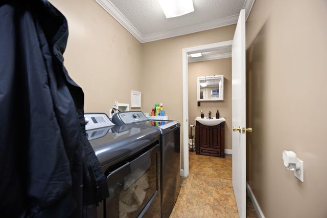 23 California Holw, Coldiron, KY 40819