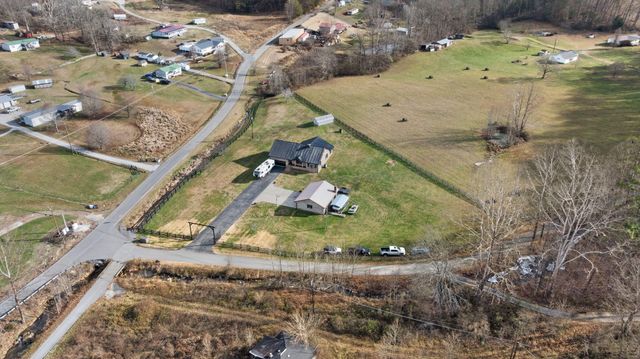 23 California Holw, Coldiron, KY 40819