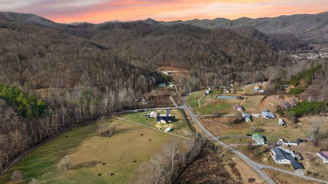 23 California Holw, Coldiron, KY 40819