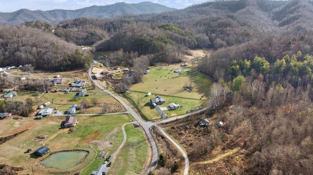 23 California Holw, Coldiron, KY 40819