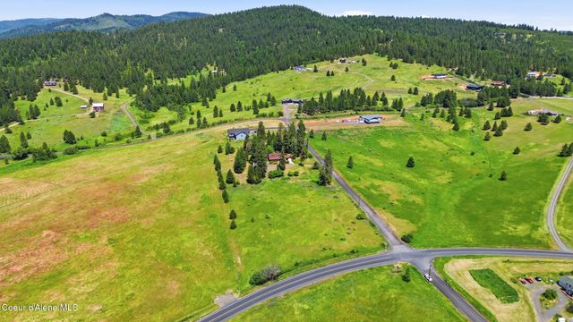 17765 S Rew RD, Worley, ID 83876