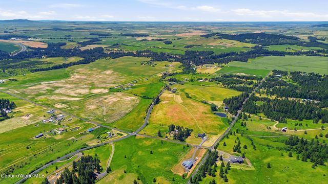 17765 S Rew RD, Worley, ID 83876