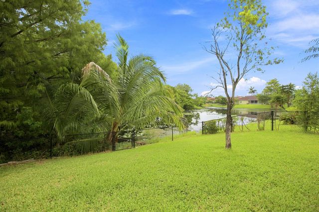 1490 Fairway Circle, Greenacres, FL 33413