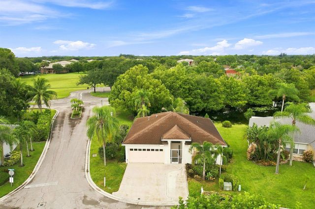 1490 Fairway Circle, Greenacres, FL 33413