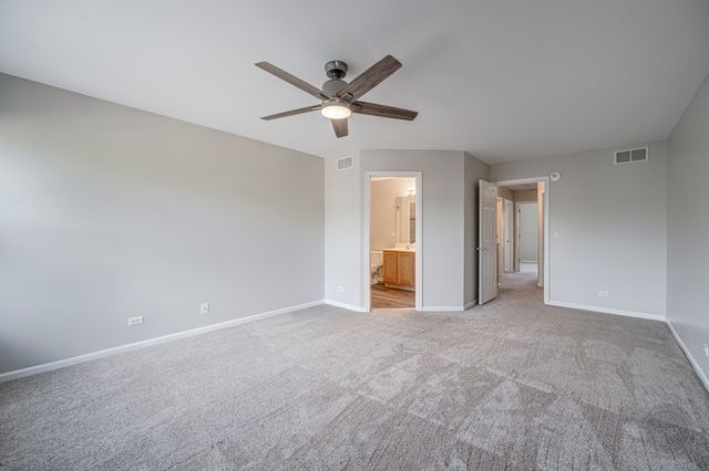 3933 Granite Court 3933, Aurora, IL 60504