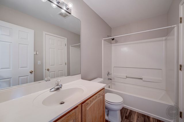 3933 Granite Court 3933, Aurora, IL 60504