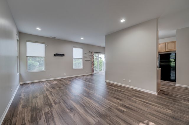 3933 Granite Court 3933, Aurora, IL 60504