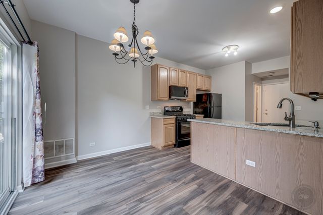 3933 Granite Court 3933, Aurora, IL 60504