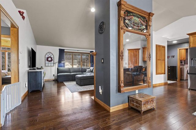 2500 MANITOWOC ROAD, Green Bay, WI 54311